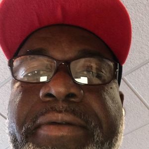 Meet your Posher, Warren